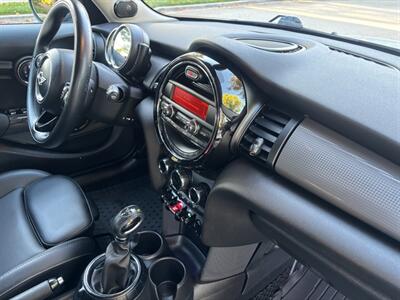 2016 MINI Hardtop 4 Door Cooper  Super Clean ! 99k miles - Photo 22 - Valencia, CA 91355