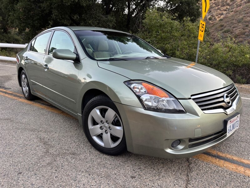 2007 Nissan Altima 2.5  Only 32001 original Miles !!!