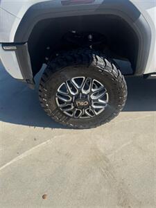 2024 GMC Sierra 3500 Denali   - Photo 33 - Valencia, CA 91355