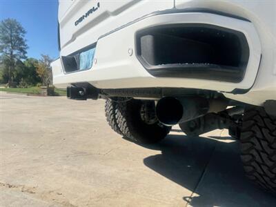 2024 GMC Sierra 3500 Denali   - Photo 9 - Valencia, CA 91355