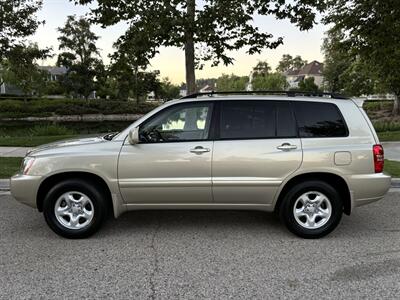 2003 Toyota Highlander  28k original miles!!! Like new!!! - Photo 2 - Valencia, CA 91355