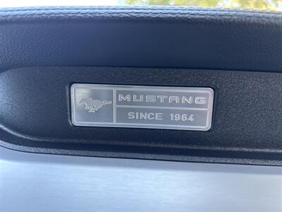 2015 Ford Mustang EcoBoost THIS WILL NOT DISAPPOINT  Loaded and Beautiful! Runs Great!!! - Photo 16 - Valencia, CA 91355