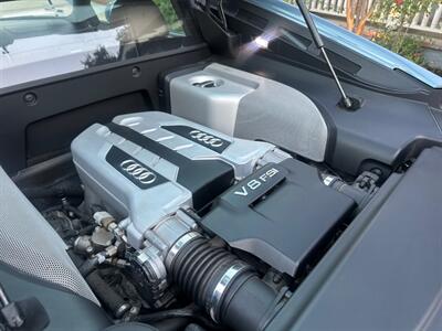 2009 Audi R8 quattro  Gorgeous color ! Low miles !!! - Photo 52 - Valencia, CA 91355