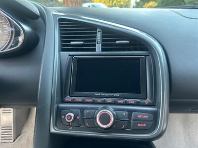 2009 Audi R8 quattro  Gorgeous color ! Low miles !!! - Photo 21 - Valencia, CA 91355