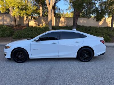 2020 Chevrolet Malibu LT   - Photo 2 - Valencia, CA 91355