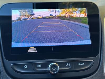 2020 Chevrolet Malibu LT   - Photo 23 - Valencia, CA 91355