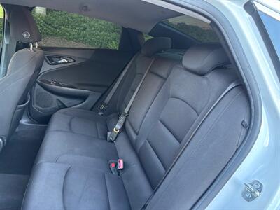 2020 Chevrolet Malibu LT   - Photo 13 - Valencia, CA 91355