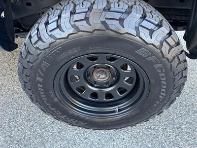 2008 Toyota Tacoma V6 4x4!! Super Nice Truck!! - Photo 43 - Valencia, CA 91355