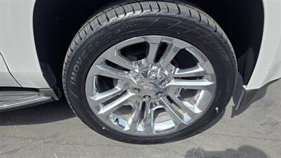 2017 GMC Yukon SLT   - Photo 32 - Costa Mesa, CA 92627