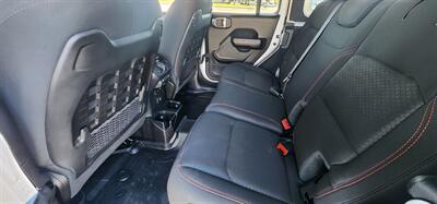 2020 Jeep Wrangler Unlimited Rubicon   - Photo 16 - Costa Mesa, CA 92627