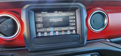2020 Jeep Wrangler Unlimited Rubicon   - Photo 32 - Costa Mesa, CA 92627