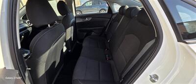 2020 Kia Forte LXS   - Photo 13 - Costa Mesa, CA 92627