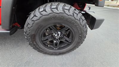 2015 Jeep Wrangler Sport   - Photo 24 - Costa Mesa, CA 92627