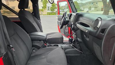 2015 Jeep Wrangler Sport   - Photo 14 - Costa Mesa, CA 92627
