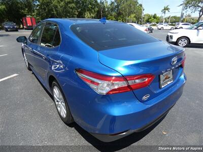 2020 Toyota Camry LE   - Photo 9 - Naples, FL 34104