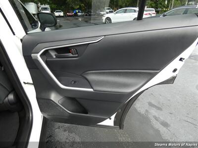 2021 Toyota RAV4 LE   - Photo 52 - Naples, FL 34104