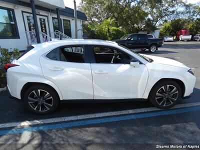 2022 Lexus UX 200 Luxury - Photo 2 - Naples, FL 34104