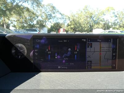 2022 Lexus UX 200 Luxury   - Photo 27 - Naples, FL 34104