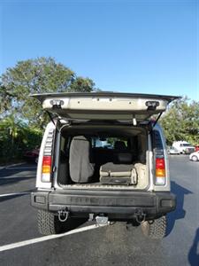 2003 Hummer H2   - Photo 14 - Naples, FL 34104