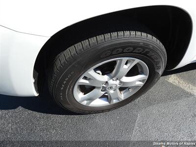 2012 Toyota RAV4   - Photo 18 - Naples, FL 34104