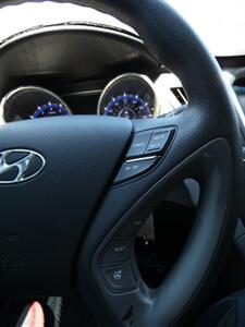 2014 Hyundai Sonata GLS   - Photo 25 - Naples, FL 34104