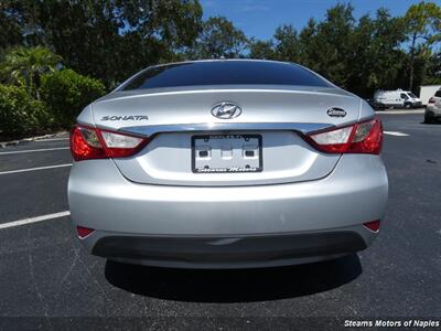 2014 Hyundai Sonata GLS   - Photo 11 - Naples, FL 34104