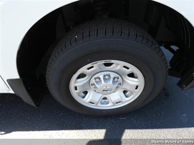 2021 Nissan NV 2500 HD SV - Photo 18 - Naples, FL 34104