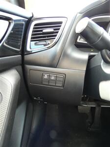 2015 Mazda MAZDA3 i Sport - Photo 19 - Naples, FL 34104