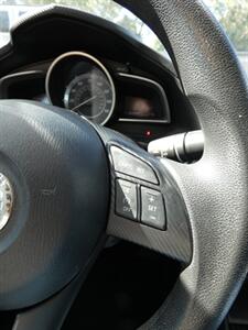 2015 Mazda MAZDA3 i Sport - Photo 22 - Naples, FL 34104