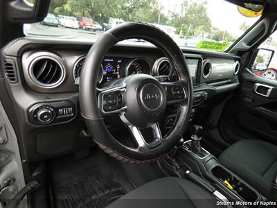 2018 Jeep Wrangler Sahara   - Photo 37 - Naples, FL 34104