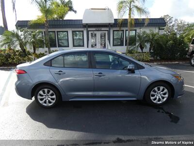 2023 Toyota Corolla LE   - Photo 2 - Naples, FL 34104