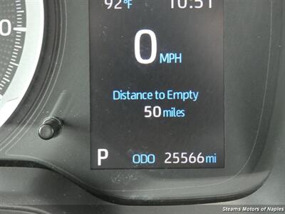 2021 Toyota Corolla LE   - Photo 20 - Naples, FL 34104