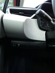 2021 Toyota Corolla LE   - Photo 22 - Naples, FL 34104