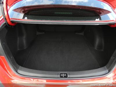 2021 Toyota Corolla LE   - Photo 14 - Naples, FL 34104