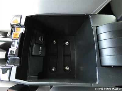 2021 Toyota Corolla LE   - Photo 33 - Naples, FL 34104