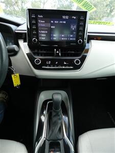 2021 Toyota Corolla LE   - Photo 30 - Naples, FL 34104