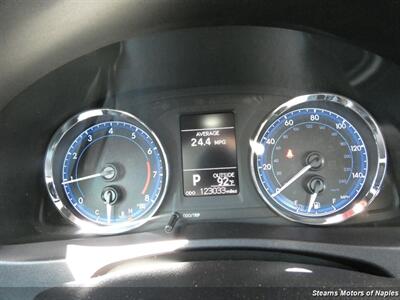 2018 Toyota Corolla L   - Photo 21 - Naples, FL 34104