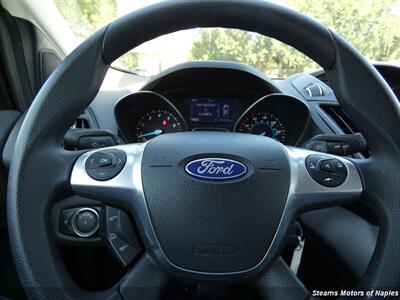 2015 Ford Escape SE - Photo 24 - Naples, FL 34104
