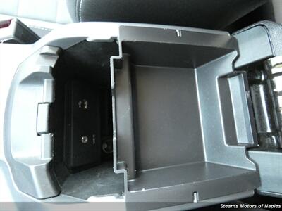 2015 Ford Escape SE - Photo 32 - Naples, FL 34104