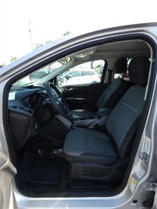 2015 Ford Escape SE - Photo 38 - Naples, FL 34104