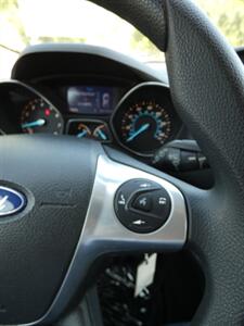 2015 Ford Escape SE - Photo 25 - Naples, FL 34104