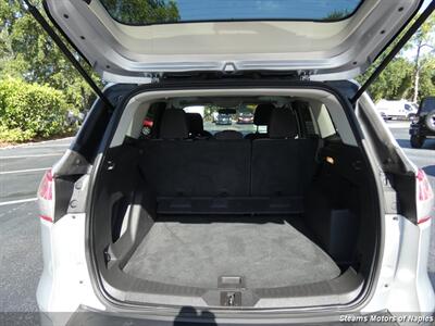 2015 Ford Escape SE - Photo 14 - Naples, FL 34104