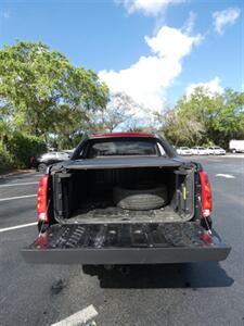 2007 Cadillac Escalade EXT   - Photo 15 - Naples, FL 34104