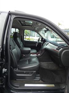 2007 Cadillac Escalade EXT - Photo 48 - Naples, FL 34104