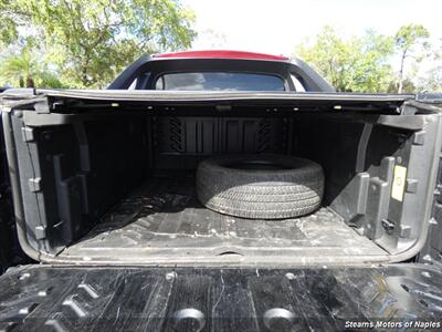 2007 Cadillac Escalade EXT   - Photo 16 - Naples, FL 34104