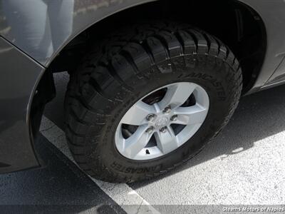 2018 RAM 1500 Express   - Photo 19 - Naples, FL 34104