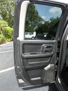 2018 RAM 1500 Express   - Photo 44 - Naples, FL 34104