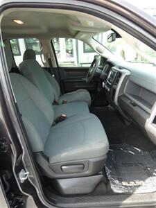 2018 RAM 1500 Express   - Photo 48 - Naples, FL 34104