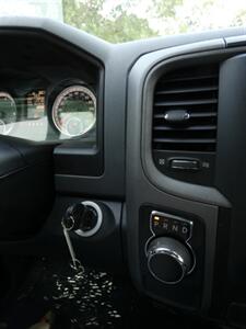 2018 RAM 1500 Express   - Photo 27 - Naples, FL 34104