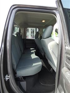 2018 RAM 1500 Express   - Photo 51 - Naples, FL 34104